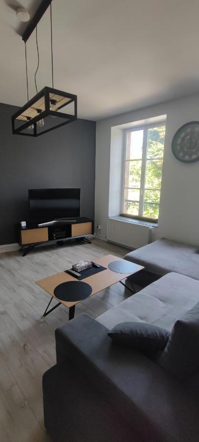 Appartement D'Hippolyte - Vue Musee Rimbaud Charleville-Mézières Dış mekan fotoğraf